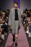 Isabel Münich님이 JKOO SS17에 올린 런웨이 이미지