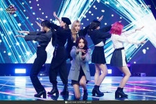 200220 #MCOUNTDOWN 현장포토 No.1 of the week! #여자친구 - #교차로(#Crossroads) 1위 앵콜 ♪ di 2020