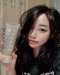 잦은 파마랑 염색으로 손상된 내 머리 ㅠㅠ바르자 마자 끈적임없이 모발에 즉시 스며들어 찰랑찰랑 빛이나고 모발이 살아난다!... 
