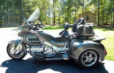 커스텀 바이크에 있는 상현 주님의 핀 | 커스텀 바이크