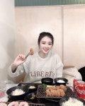 정주🦋 บน Instagram: “서울 냠냠🍽 #20200120” (2020)