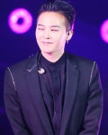 @gd88king on Instagram: “D-526 until the flowers bloom again 🌸🌼🌺 . . . Babe with the cutest wink 😉 Have a great morning... 