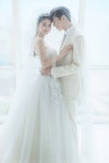 아이웨딩 > 브랜드 > 웨딩스튜디오 > 청주_라라스튜디오 in 2021 | Korean wedding dress, Wedding photoshoot poses, Korean wedding