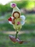 Pin von Eun Young J auf 양모 | Filzarbeiten, Basteln mit filz, Christbaumschmuck