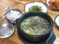 . . . 🌱20190804 . . . . 몸국 & 한치물회  안녕 제주도 😀 . . . . #제주도여행 #삼영식당 | Food, Diet