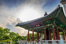 용두산공원 종각