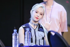 #이유 #EU #JIWON #EVERGLOW | Juntos para sempre, Fãs