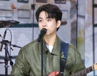 루시에 있는 나비님의 핀 - 2023 | 연예인, 밴드