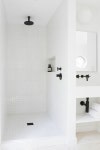 Pin van 라다원 op 화장실 | Minimalistische badkamer, Badkamerideeën, Tegel badkamer