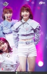 181101 엠카운트다운 IZ*ONE - 라비앙로즈(La Vie en Rose) 현장포토 : 네이버 포스트