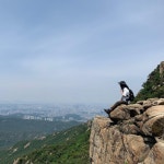 등산은 즐거워~🎶⛰ 연주대 찍고 국기봉 가는길 🇰🇷  mountaineering  seoul  관악산  포기를모르는남자  등산 | Natural... 
