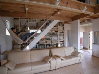 美しい棚とハンモックの家 | 가구