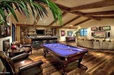 Man cave | 당구장, 인테리어, 수영장