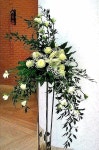 Pin by Raymond Heaney on 테라리움 in 2020 (With images) | Large flower arrangements, Funeral flower arrangements, Church flower... 