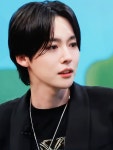 Pin de Yeonsu em 진우 em 2023