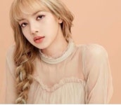 Happy birthday Lisa/리사 🎂🎉 trong 2022