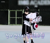 더쿠 - 형아조아맨🐰과 배고파서 집 가고싶은 형아🐹.gif