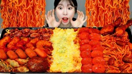 ASMR MUKBANG| 직접 만든 불닭 돼지게티 핫도그 먹방 & 레시피 FRIED CHICKEN AND FIRE NOODLES EATING - YouTube - 2023 | 핫도그... 