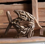 Pin by Yuna Park on 나무물고기 | Fish sculpture, Driftwood fish, Driftwood art