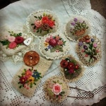 #Embroidery#stitch#needlework#buroch #프랑스자수#일산프랑스자수#자수... 자수타그램#자수소품#핸드매이드 #린넨실로 레이스를 떠주니... 