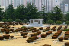 UN Memorial Cemetery in Korea (재한유엔기념공원) | Official Korea Tourism Organization | Outdoor decor, Places to visit, Places