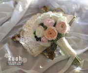 좋아요 0개, 댓글 1개 - Instagram의 Ruah cake (루아케이크)(@ruah_cake)님: 생화인듯 생화아닌 생화같은 클레이 크림 플라워 부케... 