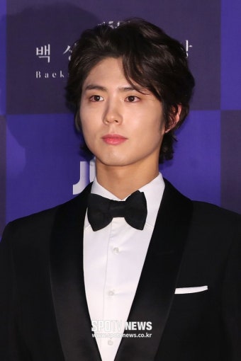 박보검 180503 백상예술대상 [ 출처 http://www.spotvnews.co.kr/?mod=news&act=articleView&idxno=211624 ]