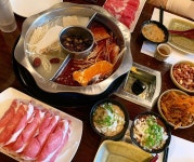 맛집 #불이아 비오는날이면 두배로 생각나는 훠궈! 점심... 맛이 좋아 자주 찾게 된다. 우리는 늘 불이아 정식… | Food, Beef, Meat