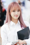 최예나에 있는 진영 양님의 핀 | 연예인, 아이돌, 오리