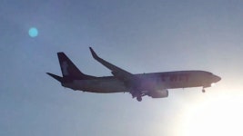 공항화물청사역 가는길  #airplane #landing | 항공기