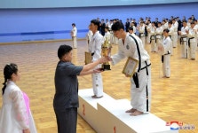 정일봉상 전국청소년태권도선수권대회 페막