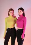 츄(chuu) | 슬림 골지 크롭 워머 tee | 패션 스타일, 패션 의상, 모델
