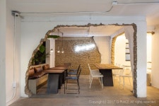 모던빈티지 카페 인테리어 / 한남동 펍 : 네이버 블로그 | 인테리어, 인테리어 아이디어, 침실 인테리어 디자인