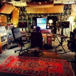 #recordingstudio #musicmaking #protools #avid #regram 📷 instagr.am/pinholesound | 스튜디오 인테리어, 스튜디오, 인테리어