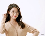 동글이 안경쓴 아이유 미모 근황