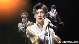 Pin by 이미순 on 양양 | Yang yang, Yang, Concert