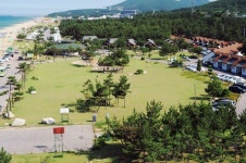 국내 3대 오토캠핑장, 리조트 이용객만 오붓하게 즐길 수 있는 해변이 장점인 망상오토캠핑장 | 리조트