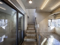 (주)건축사사무소 더함 / ThEPLus Architects 의 서교동 협소상가 달고나 | Home decor, Home, Decor