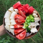 19.07.24. #breakfast  #banana  #tomato  #watermelon  #brocoli  #chikenbreast  먹고 싶은 거 다 꺼내서 먹기 바나나도 두개나 먹으니 배... 