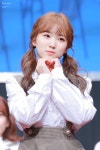 (1) 비밀일기장 trên Twitter: 181110 신촌팬사인회 HQ(+10pic) #아이즈원 #IZONE #야부키나코 #나코 #Nako #矢吹奈子... 
