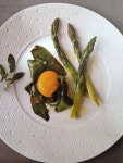 Plat dAlain Passard dans une assiette écume#Bernardaud. | 테이블 세팅