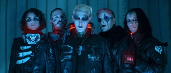 Motionless In White과(와) Black Veil Brides 및 Ice Nine Kills