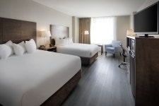 Florida Hotel & Conference Center in the Florida Mall | Qantas Hotels Florida Hotel & Conference Center in the Florida Mall