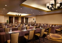 Omni Los Angeles Hotel at California Plaza | Qantas Hotels Omni Los Angeles Hotel at California Plaza