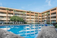 Quality Inn At International Drive | Qantas Hotels Quality Inn At International Drive