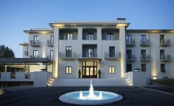 도모텔 카스트리 :: 600개 도시 현지 친구와 진짜 여행을 도모텔 카스트리