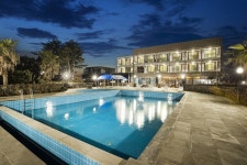 Dammora Resort