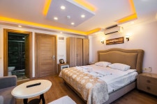 Harbour Suites Old City | Qantas Hotels Harbour Suites Old City