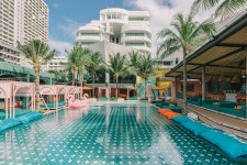 A-원 더 로열 크루즈 호텔 파타야 - A-One The Royal Cruise Hotel Pattaya - 티라트래블 - 최저가 호텔 예약