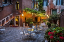 호텔 산 모이세